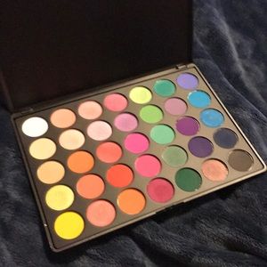 Morphs 35B Palette